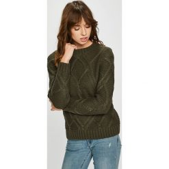 Vero Moda - Sweter. Zielone swetry damskie Vero Moda, s, bez wzorów, z bawełny, z krótkim rękawem, krótkie, bez kaptura. W wyprzedaży za 79,90 zł.