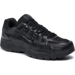 Buty NIKE - P-6000 CD6404 002 Black/Black. Czarne półbuty męskie Nike, na co dzień, bez wzorów, ze skóry, bez zapięcia. W wyprzedaży za 309,00 zł.