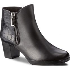 Botki MARCO TOZZI - 2-25388-39 Navy Antic Com 820. Niebieskie botki damskie na obcasie marki Marco Tozzi, ze skóry ekologicznej. W wyprzedaży za 239,00 zł.