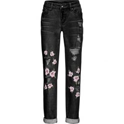 Dżinsy z przetarciami bonprix czarny denim. Niebieskie boyfriendy damskie marki bonprix. Za 89,99 zł.