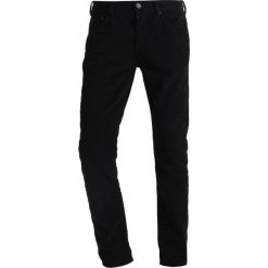 Chinosy męskie: AllSaints CROMWELL REX Spodnie materiałowe black