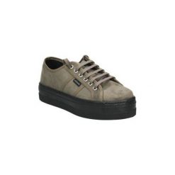 Buty Victoria 109205. Pomarańczowe trampki i tenisówki damskie Victoria, bez wzorów, bez zapięcia. Za 197,71 zł.