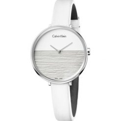 Calvin Klein Rise Zegarek Biały Srebrny. Szare zegarki damskie Calvin Klein, srebrne. Za 917,95 zł.