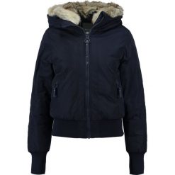 Bench RICH LOOK Kurtka zimowa essentially navy. Niebieskie kurtki damskie zimowe Bench, xl, z materiału. W wyprzedaży za 449,25 zł.