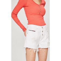 Odzież damska: Tommy Jeans – Szorty