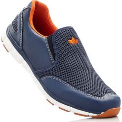 Buty wsuwane Lico bonprix ciemnoniebiesko-pomarańczowy. Niebieskie buty sportowe męskie bonprix, bez zapięcia. Za 124,99 zł.