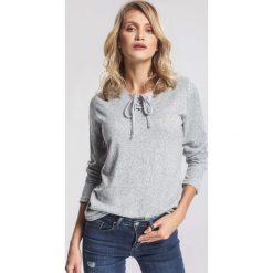 Szara Bluzka Immovable. Szare bluzki damskie other, xl, bez wzorów, bez kołnierzyka, bez rękawów. Za 39,99 zł.