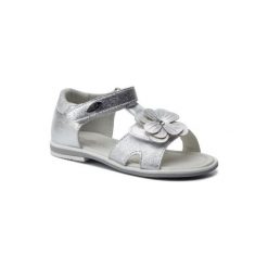 NELLI BLU C16SS166-5. Szare sandały dziewczęce Nelli Blu, ze skóry ekologicznej, bez zapięcia. Za 59,99 zł.