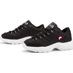 FILA STRADA HIKER LOW > 1010768-25Y. Białe sneakersy damskie Fila, ze skóry. W wyprzedaży za 229,99 zł.