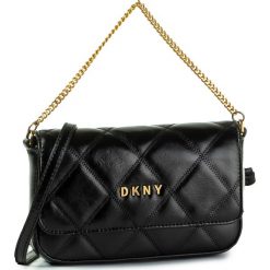 Torebka DKNY - Sofia R93HRE23 Blk/Gold BGD. Czarne torebki klasyczne damskie DKNY, z aplikacjami, ze skóry, klasyczne, zdobione, bez dodatków. W wyprzedaży za 429,00 zł.