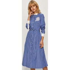 Tommy Hilfiger - Sukienka. Sukienki damskie TOMMY HILFIGER, na co dzień, bez wzorów, z bawełny, casualowe, bez kołnierzyka, z długim rękawem, długie, midi, rozkloszowane. Za 799,90 zł.