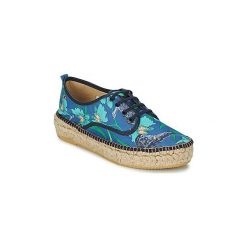 Buty Paul Joe Sister DERBY. Niebieskie półbuty damskie Paul & Joe Sister, bez wzorów, na niskim obcasie, bez zapięcia. W wyprzedaży za 415,20 zł.