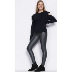 Ciemnoniebieska Bluza Keep Calm. Niebieskie bluzy damskie Born2be, na jesień, l. Za 59,99 zł.