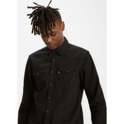 Levi's® Barstow Western Standard Koszula Czarny. Czarne koszule męskie s, bez wzorów, z bawełny, bez kołnierzyka, z długim rękawem. Za 343,95 zł.