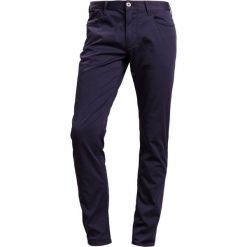 Spodnie męskie: Emporio Armani Spodnie materiałowe blue navy