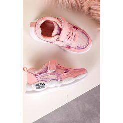 Różowe buty sportowe na rzep casu 20p9/m/2. Różowe buty dziewczęce sportowe Casu, bez wzorów, bez zapięcia. Za 49,99 zł.