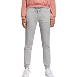Adidas Spodnie Originals Cuffed Pant szary r. 40 (CD6915). Szare spodnie sportowe damskie marki Adidas. Za 229,02 zł.