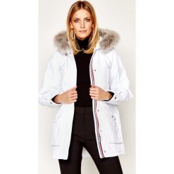 Parka TOMMY HILFIGER Miller Insulated WW0WW26562. Białe kurtki damskie TOMMY HILFIGER, s, bez wzorów, z poliamidu, bez kaptura. W wyprzedaży za 1259,00 zł.