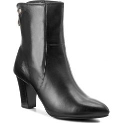 Botki CAPRICE - 9-25330-29 Black Nappa 022. Czarne botki damskie skórzane marki Caprice. W wyprzedaży za 239,00 zł.
