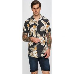 Premium by Jack&Jones - Koszula. Czarne koszule męskie Premium by Jack&Jones, s, w kwiaty, z bawełny, klasyczne, z klasycznym kołnierzykiem, z krótkim rękawem. W wyprzedaży za 79,90 zł.