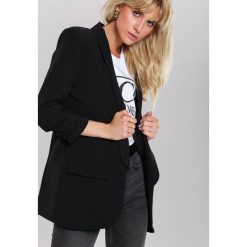 Czarna Marynarka Sleuth. Czarne marynarki damskie Renee, s, bez wzorów. Za 119,99 zł.