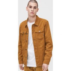 Kurtka jeansowa - Brązowy. Pomarańczowe kurtki męskie Cropp, s, bez wzorów, z jeansu, bez kaptura. Za 119,99 zł.
