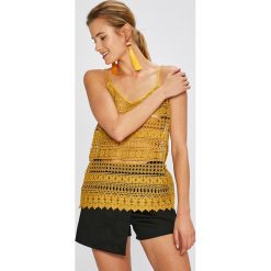 Answear - Top Stripes Vibes. Żółte topy damskie marki ANSWEAR, s, z poliesteru. W wyprzedaży za 49,90 zł.