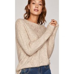 Medicine - Sweter Pale Femininity. Swetry damskie MEDICINE, s, bez wzorów, z dzianiny, z długim rękawem, długie, bez kaptura. Za 159,90 zł.