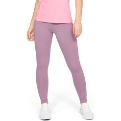 Under Armour Taped Favorite Legginsy Fioletowy. Fioletowe spodnie damskie Under Armour, xs, bez wzorów, z elastanu. Za 206,95 zł.
