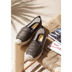 Czarne Espadryle Expend. Czarne espadryle damskie Renee, bez wzorów, bez obcasa. Za 69,99 zł.