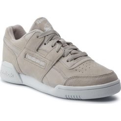 Buty Reebok - Workout Lo Plus CN6973 Light Sand/Wht/True Grey. Brązowe półbuty damskie Reebok, na co dzień, bez wzorów, ze skóry, bez obcasa, na płaskiej podeszwie, bez zapięcia. W wyprzedaży za 249,00 zł.