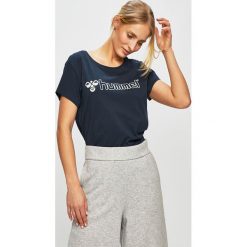 Hummel - Top. Niebieskie topy damskie Hummel, s, z nadrukiem, z bawełny, z okrągłym kołnierzem. W wyprzedaży za 39,90 zł.