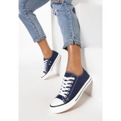 Granatowe Trampki Amyete. Niebieskie trampki i tenisówki damskie Born2be, bez wzorów, bez zapięcia. W wyprzedaży za 64,99 zł.