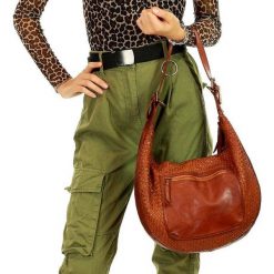 MARCO MAZZINI Torebka skórzana miejski worek vintage old pelle lavata camel. Brązowe torebki klasyczne damskie MAZZINI, w paski, ze skóry, vintage. W wyprzedaży za 489,00 zł.