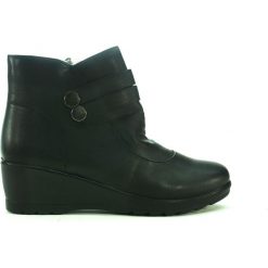 BOTKI DAMSKIE TS 1401 CZA. Botki damskie T. Sokolski, ze skóry ekologicznej, bez obcasa, na platformie, bez zapięcia. Za 79,90 zł.