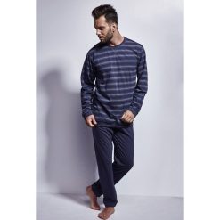 Męska piżama CORNETTE Stripes. Szare szlafroki męskie marki Cornette, m, bez wzorów, z bawełny, bez rękawów. Za 83,24 zł.