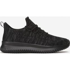 Czarno-Szare Buty Sportowe Iselle. Czarne buty sportowe męskie Born2be, z dresówki, na sznurówki. Za 99,99 zł.