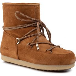Śniegowce MOON BOOT - Mb Far Side Low Suede 242015003 Whisky. Pomarańczowe kozaki damskie Moon Boot, na zimę, ze skóry, bez obcasa, bez zapięcia. W wyprzedaży za 619,00 zł.