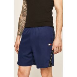 Tommy Sport - Szorty. Niebieskie spodenki sportowe męskie Tommy Sport, s, z nadrukiem, z poliesteru, sportowe. Za 229,90 zł.