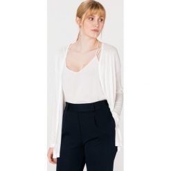 Vero Moda Briannna Cardigan Biały. Białe bluzy damskie Vero Moda, m, bez wzorów, z elastanu, bez rękawów, bez kaptura. Za 87,95 zł.