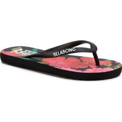 Japonki BILLABONG - Dama S9FF02 BIP0 Magenta 741. Czarne klapki damskie Billabong, bez wzorów, z tworzywa sztucznego, bez obcasa. W wyprzedaży za 79,00 zł.
