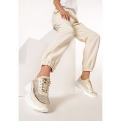 Beżowe Sneakersy Merope. Brązowe buty sportowe damskie Born2be. Za 99,99 zł.