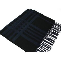 Elegancki Męski Szalik - V.FRAAS, Cashmink - Czarny, Granatowy, w Kratę SZAAKR0450. Niebieskie szaliki męskie V. Fraas, na zimę, bez wzorów, z wełny. Za 49,00 zł.