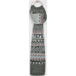 Pepe Jeans - Szalik Kozma. Szaliki damskie Pepe Jeans, bez wzorów, z poliesteru. W wyprzedaży za 59,90 zł.