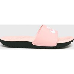 Nike Kids - Klapki dziecięce. Różowe sandały dziewczęce Nike Kids, z gumy, bez zapięcia. W wyprzedaży za 119,90 zł.
