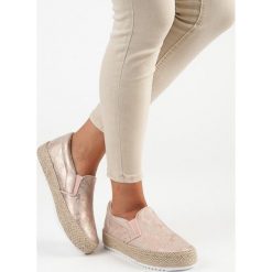 Tomsy damskie: Różowe espadryle na platformie BETLER różowe