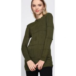 Zielony Sweter Well-Lit. Zielone swetry damskie marki Born2be, na zimę, xl, bez wzorów, bez rękawów, bez kaptura. Za 44,99 zł.