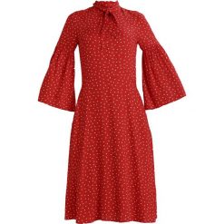 Sukienki hiszpanki: Closet Sukienka letnia red