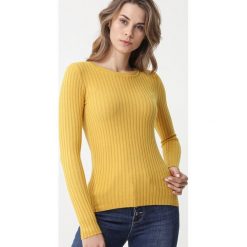 Żółty Sweter Coupeville. Żółte swetry damskie Born2be, s, bez wzorów, prążkowane, z długim rękawem, długie, bez kaptura. Za 79,99 zł.