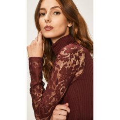 Answear - Bluzka. Brązowe bluzki damskie ANSWEAR, xs, w koronkowe wzory, z elastanu, z golfem, z długim rękawem. Za 69,90 zł.